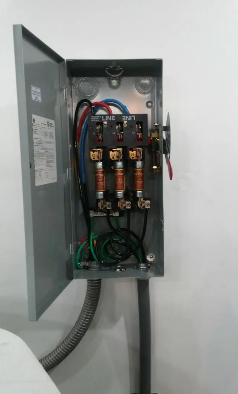 Three-phase disconnect switch installed for Electrical Wiring & Rewiring in Atlanta